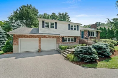 91 Spring Ln 1