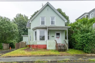 148 Menlo Street 1