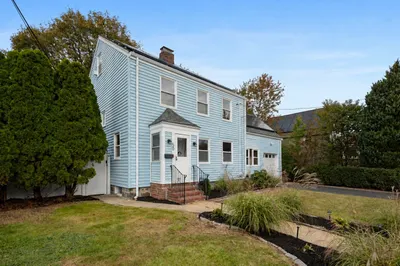 50 Lasell St 1