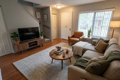 36 South Point Drive #36 1