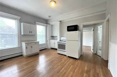 1 Cedar Sq #2 1