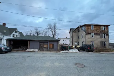 26 Pratt Rd