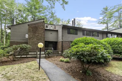 445 Old Stone Brook #445 1