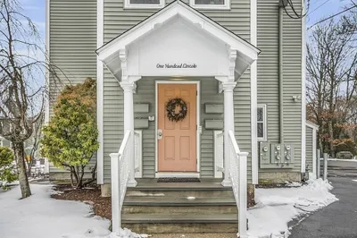 100 Lincoln St 1