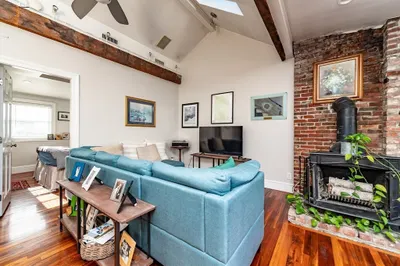 21 Melrose St #4