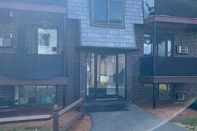 40 Main Street #4 1