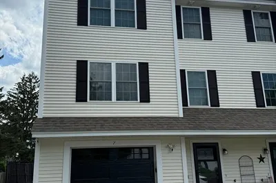 7 Willow St #7 1