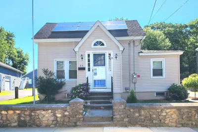 25 Eddy St 1