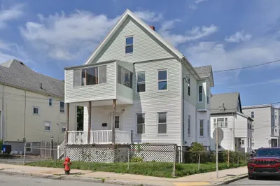 38 Clayton St 1