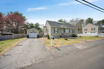 34 Bouchard Ave
