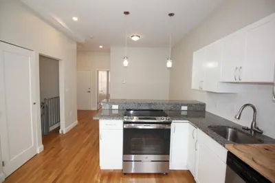 100 Tyler St #1