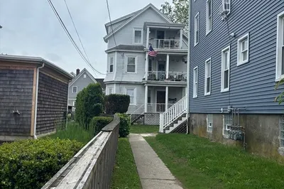 51 Summerfield St 1