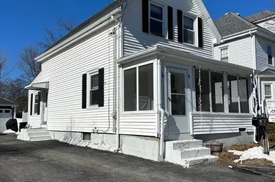 51 Rodman St 1