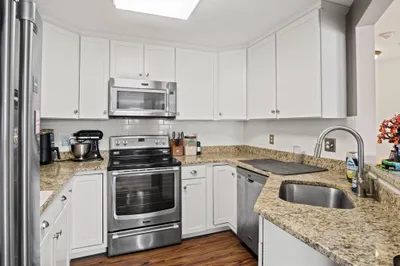 1 Riverview Blvd #8-207