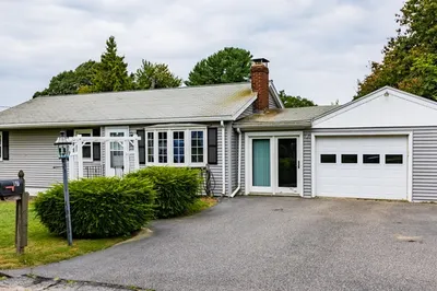 17 Deluca Rd