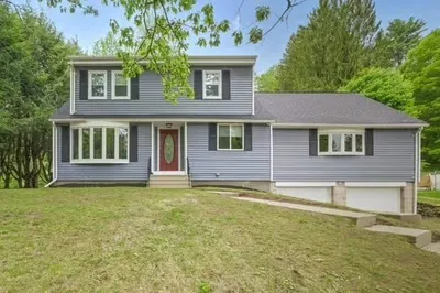 21 Old Belchertown Rd 1