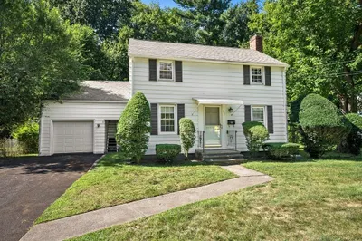 291 Maple Road 1