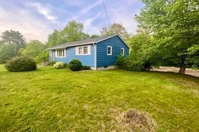 203 Wales Rd #B 1
