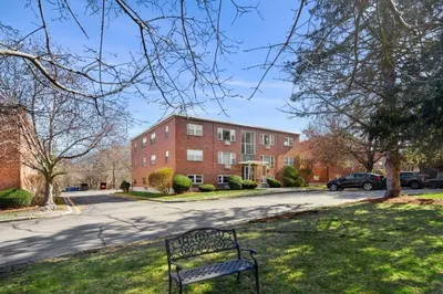 1105 Lexington Street #8-4
