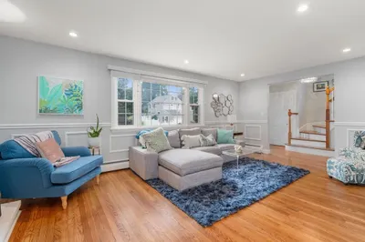 41 Woodard Rd 1