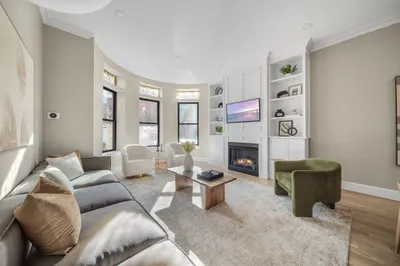 119 Saint Botolph Street #1