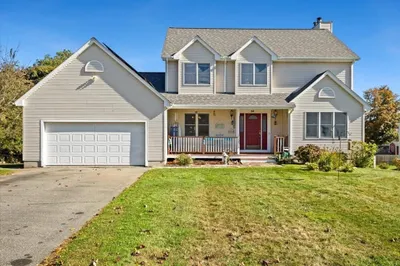 26 Boivin Ave 1