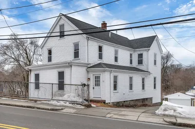 73 Walnut St #1 1