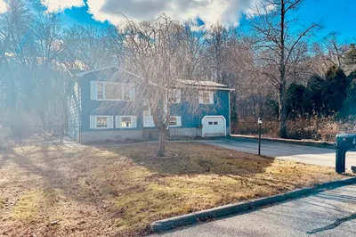 3 Asselin Ave