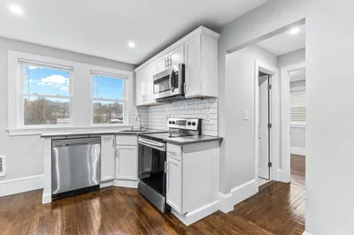 11 Town Hill St #1