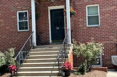 315 Regency Park Dr #315 1