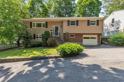 4 Birch Rd