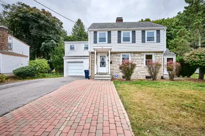 33 Theodore Rd