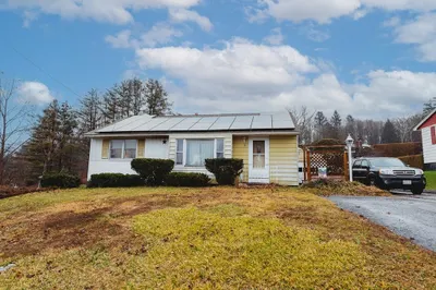 2 Woods Dr 1