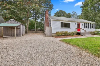 28 Black Watch Way