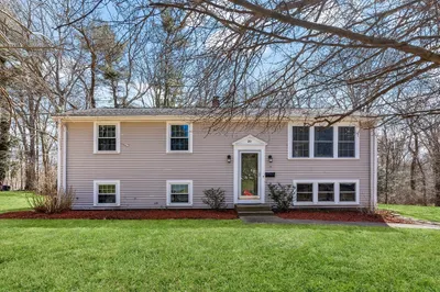 20 Tall Tree Rd