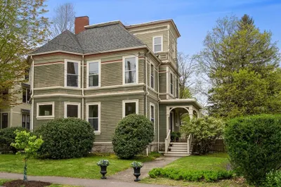 83 Eldredge St 1