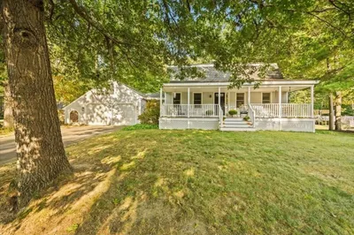 24 Cranberry Rd