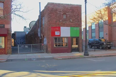 71 Pleasant St