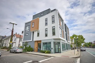 471 Somerville Ave #3 1