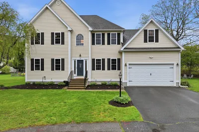 30 Wright Dr 1