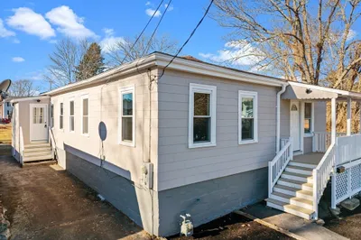 73 Giford Ave