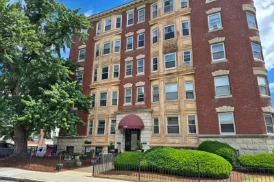 100 St Mary's St #10