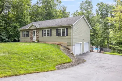 131 Adams Rd 1