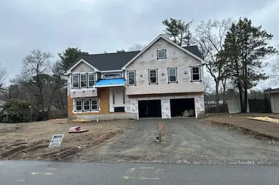 9 Karen Avenue 1