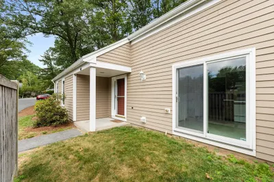 48 Fifer Ln #48