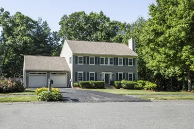 11 Coburn Dr 1