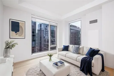 133 Seaport Blvd #1719 1