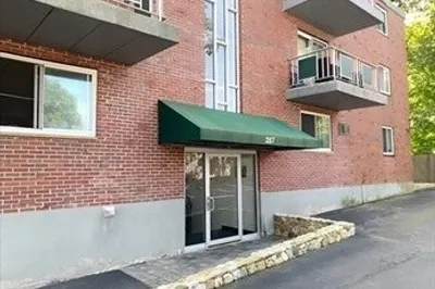 287 Commercial St #23 1