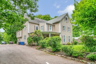416 Maple St #4 1