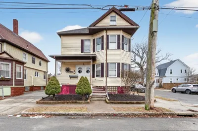 156-158 Sycamore St 1